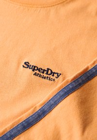 Superdry & Co ESSENTIAL LOGO RETRO - Longsleeve - dark spiced orange