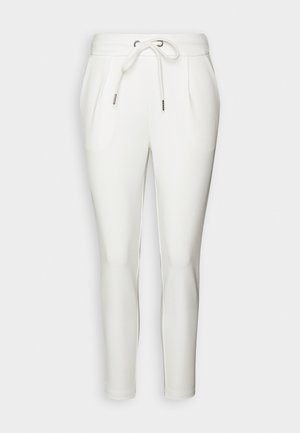 Witte joggingsbroeken van een gladde stof, met een tailleband met verstelkoord, twee zijzakken en taps toelopende enkels voor een slimme uitstraling.