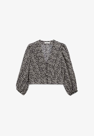 Crna cvjetna bluzica s dugim napuhanim rukavima, V-izrezom i elastičnim manžetama. Lagana tkanina s delikatnim bijelim cvjetnim uzorkom.