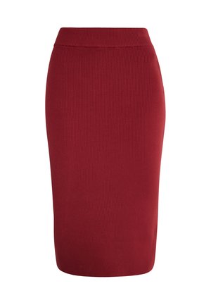 Jupon crayon en maille côtelée rouge avec un design ajusté, une taille élastique et un ourlet à hauteur de genoux, mettant en valeur une finition lisse et texturée.