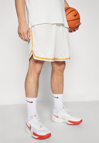 Nike Performance DNA SHORT - Spordišortsid - phantom/glacier blue/ashen slate