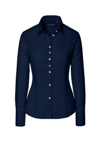 Granatowa koszula z długim rękawem z guzikami, wykonana z gładkiego materiału, z kołnierzykiem w kształcie szpiczastym i białymi guzikami z przodu do zapięcia.