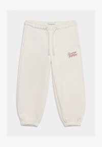 Επιλέχθηκε, off white