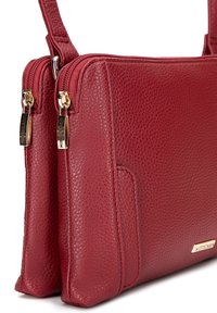 WITTCHEN YOUNG COLLECTION - Umhängetasche - red