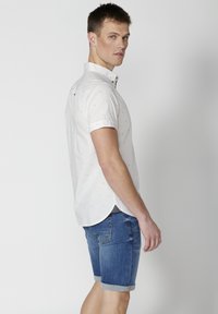 Koroshi SHORT SLEEVE  - Camicia - blanco white
