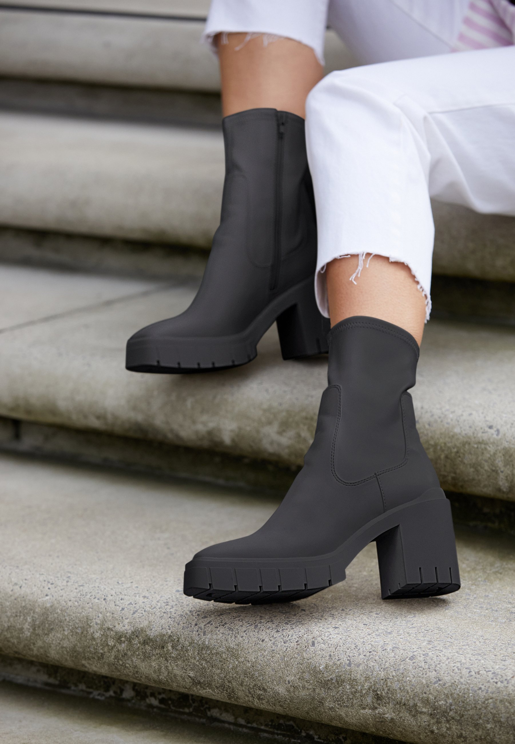 aldo platform ankle boots