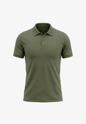 Groen poloshirt met korte mouwen, twee knopen en geribbelde kraag en boorden, afgebeeld op een witte achtergrond.
