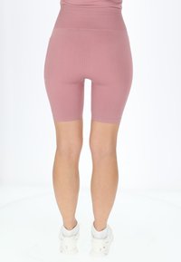 Swedemount RIBBED SEAMLESS SHORT TIGHTS - Shorts - dusty rose