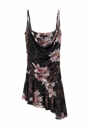 Zwarte asymmetrische slipjurk met bloemenpatroon in roze en wit, dunne bandjes en een geplooide voorkant.