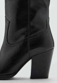 Mango Bottes - black