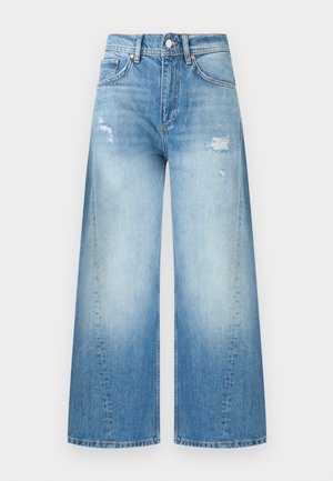 Széles szárú, világoskék farmernadrág enyhén kopott hatással az elülső combrészen, klasszikus öt zsebes kialakítással.