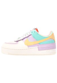 pale ivory tropical twist af1