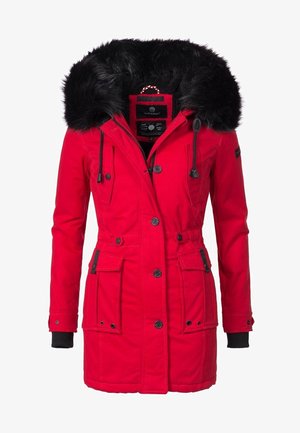 Rode winterparka met zwarte nepbonten rand aan de capuchon, zwarte knopen, voorvakken met klep en een verstelbare taillekoord.