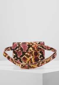 Pieces Ledvinka - pink