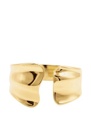 Szeroka, otwarta bransoleta mankietowa złota z gładkim, polerowanym, lekko zakrzywionym wzorem.