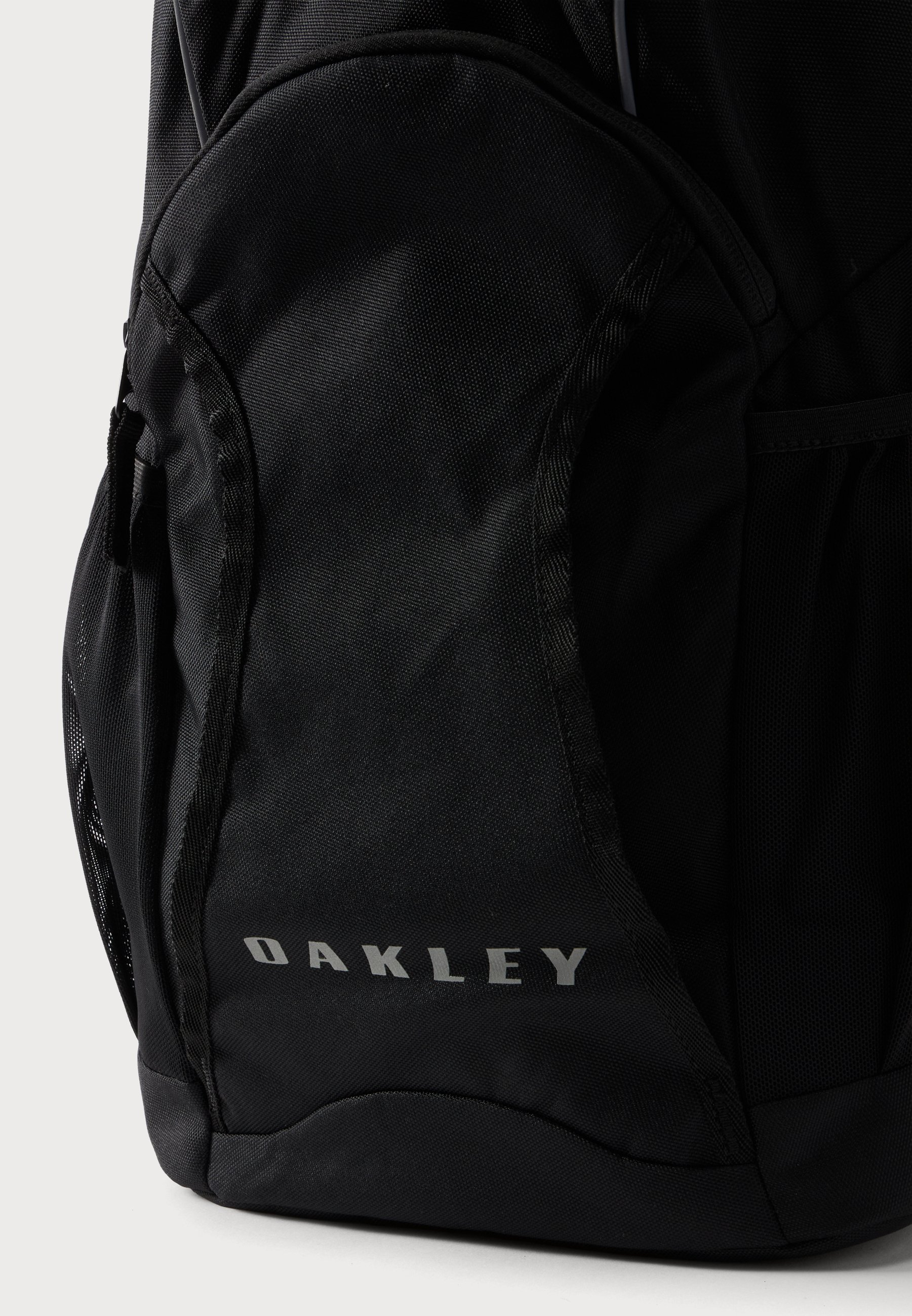 Oakley 스파크 라이트 백팩