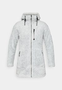 Giacca in pile grigio chiaro con zip frontale, cappuccio regolabile e due tasche laterali. Presenta accessori neri e una superficie testurizzata.