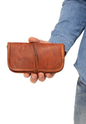Gusti Leder HAZEL - Wallet - braun