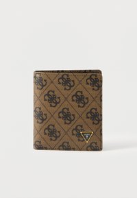 Barna mintás pénztárca fekete logóval, sima textúrával, téglalap alakú, arany háromszög díszítéssel és a márkanévvel.