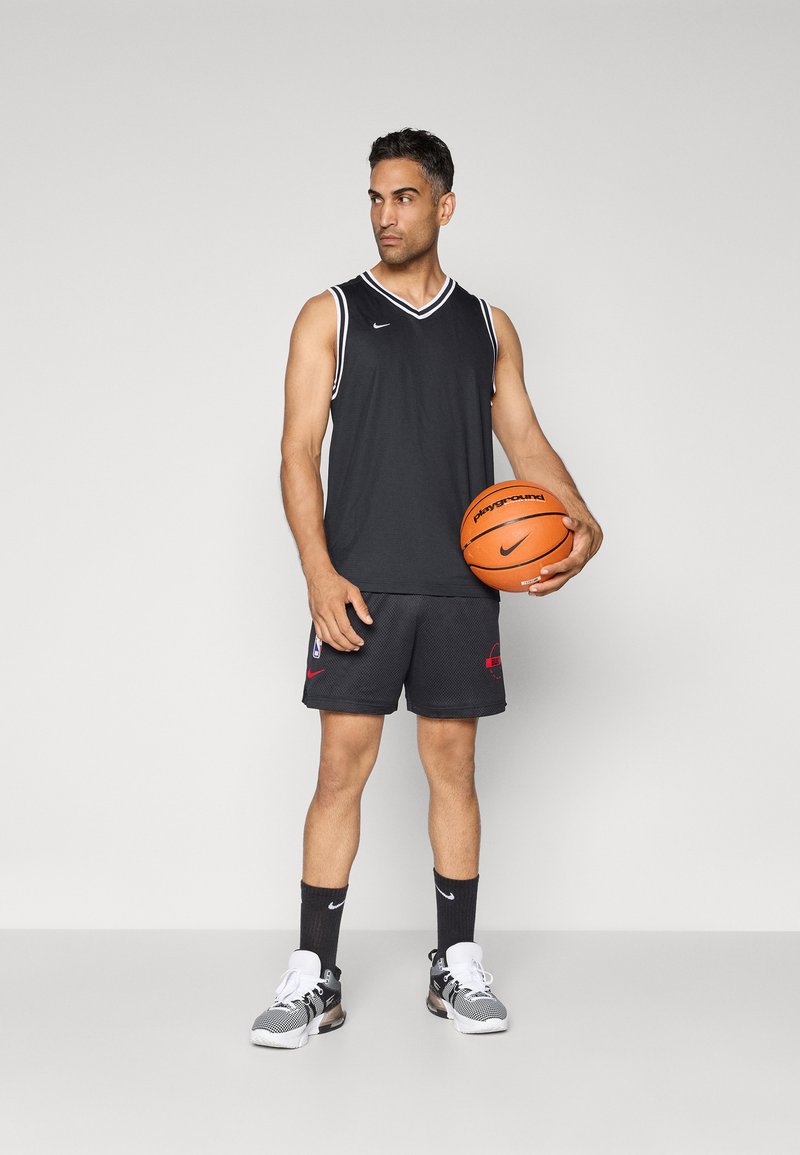 Nike Performance CHI Club wear black/university red/black