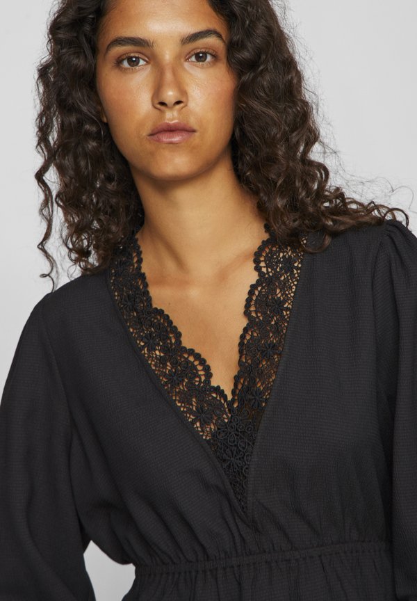 VIKAM V NECK - Blouse4