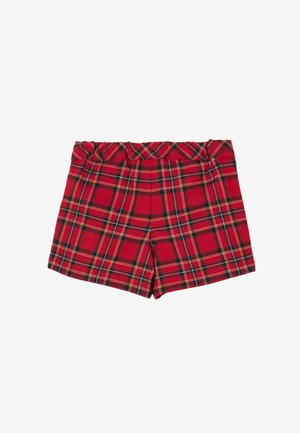 Bermudas de cuadros rojos con una cinturilla elástica, con acentos en negro y amarillo en el patrón de cuadros, y un diseño de corte recto.