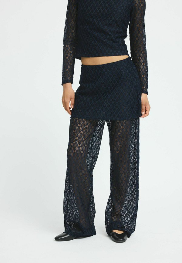 DAKOTARS  - Stoffhose