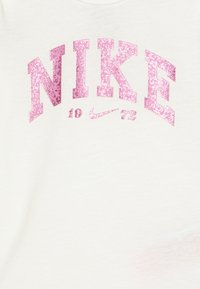 Nike Sportswear SPIRIT BODYSUIT SET - Body - magic flamingo