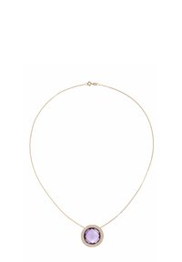 Kuldne kettkaelakee, millel on ümar lilla vääriskivi ripats, ümbritsetud sädeleva ringikujulise aktsendiga. Sile tekstuur, elegantne disain.