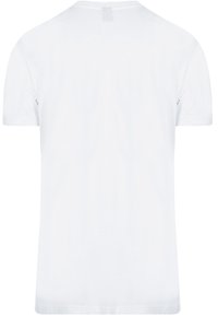 Witte t-shirt met korte mouwen, gemaakt van zachte katoen, met een ronde hals. Gladde textuur, eenvoudig ontwerp, zonder zichtbare patronen of accenten.