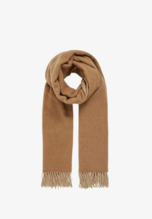 Brun strikket tørklæde lavet af blødt materiale, med en tekstureret overflade og frynser i enderne. Det er snoet i en sløjfe til fremvisning.