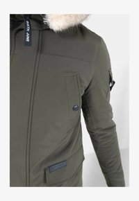 Non selezionato, kaki