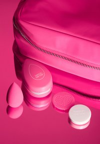 BEAUTYBLENDER BESTIES ICONIC 2024 - Make-upsponsjes & -blenders - pink