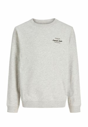 Sweat-shirt gris clair à manches longues avec col rond, petit logo texte noir sur le haut gauche de la poitrine et poignets et ourlet côtelés.