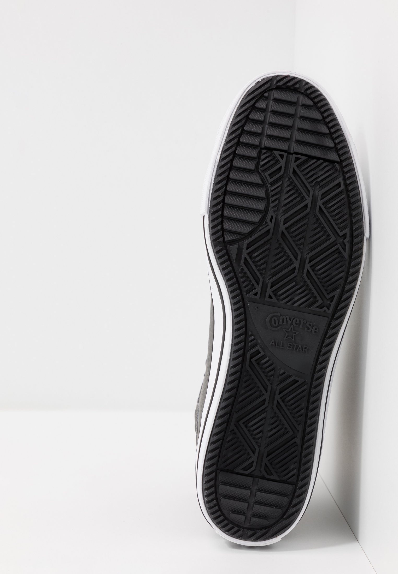 chuck taylor all star winter first steps