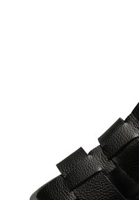 Shoe The Bear STB-KRISTA FISHERMAN - Natikače - black