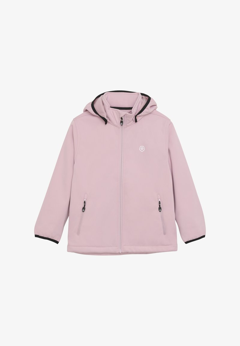 Giacca softshell rosa chiaro con cappuccio, chiusura con zip sul davanti, due tasche laterali, dettagli neri sul cappuccio e sui polsini, e un logo sul petto.