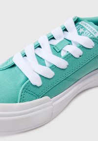 Converse CRUISE UNISEX - Tenisice - archive sea green/white