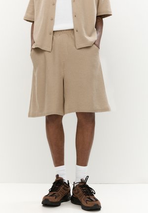 BERMUDA  - Shorts - ochre