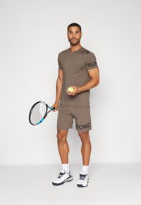 Björn Borg SHORTS - Spordišortsid - tarmac
