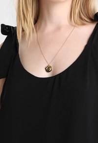 NAF NAF Cocktailklänning - black