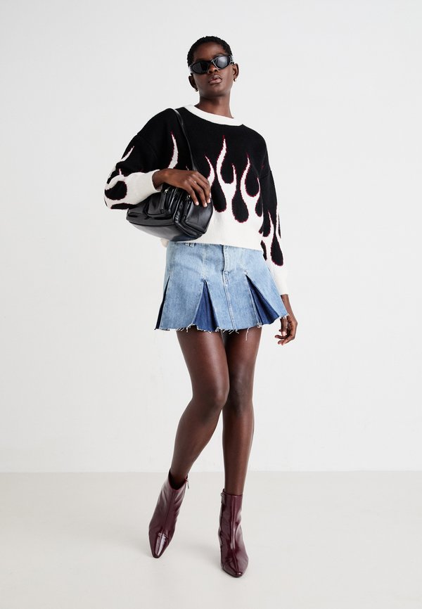 NMBAILEY ONECK - Jumper4