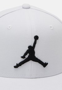 Jordan PRO JUMPMAN - Cappellino - white/photon dust/black