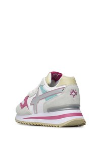 W6YZ YAK - Sneakers basse - silber