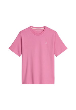 T-shirt da uomo semplice di colore rosa con maniche corte e scollo rotondo, piccolo logo bianco sul petto a sinistra e etichetta visibile all'interno del collo.
