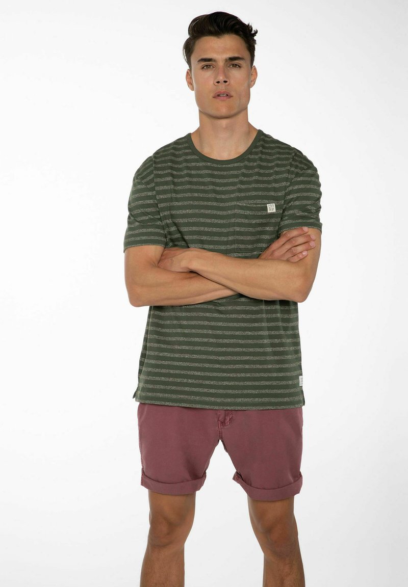 Protest FAN Shorts wine/taupe Zalando.nl