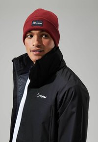 Berghaus RG ALPHA 2.0  - Αδιάβροχο μπουφάν - black