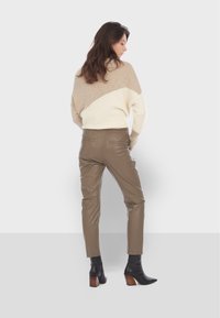 Oakwood GIFT - Leren broek - dark grey