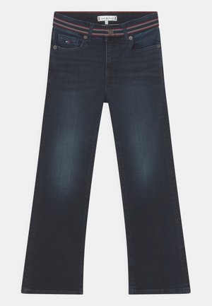 SLOUCHY BELT - Bő szárú farmerek - blue denim