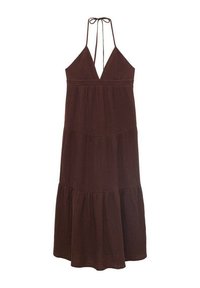 Robe halter marron avec un décolleté en V profond, un design en cascade et un tissu fluide. Les liens au dos créent une silhouette décontractée.